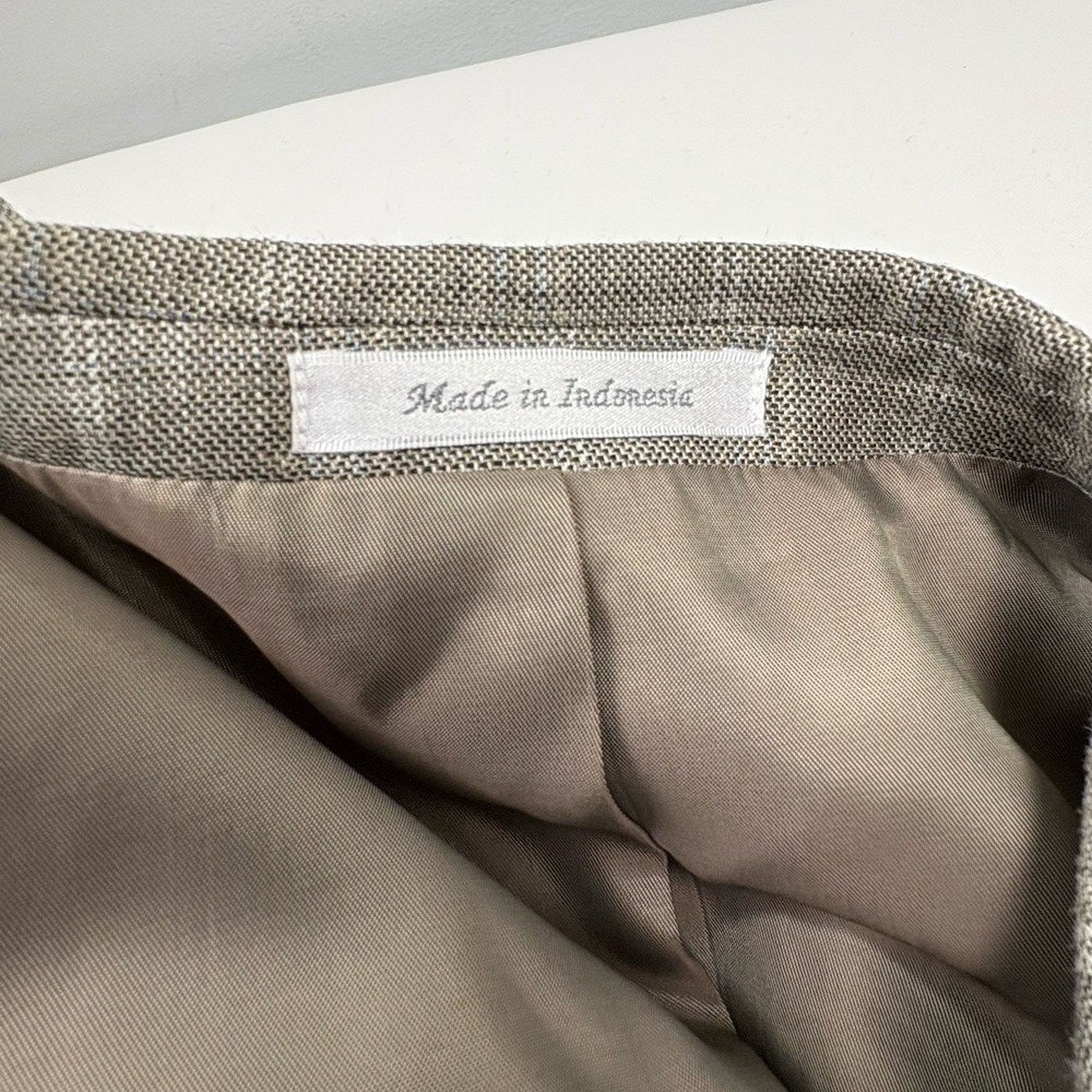 Calvin Klein Birdseye Silk/Wool Blend Sport Coat 48R Gray Tan Windowpane Plaid - Picture 13 of 15